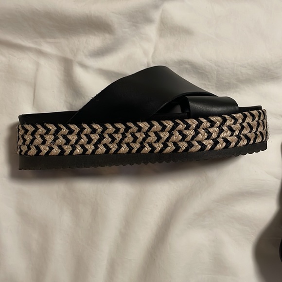 Platform sandals, lightly worn. Size 37. Made in Greece. - Picture 3 of 3